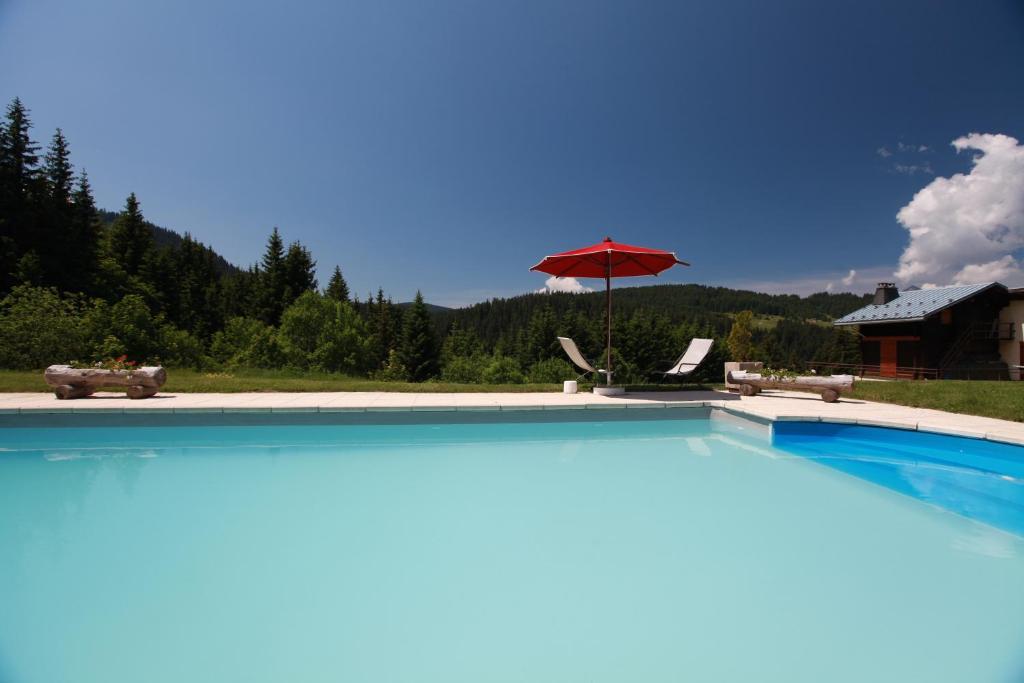 Hotel Le Tetras Нотр-Дам-де-Белькомб Экстерьер фото